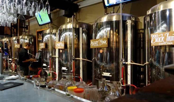 The bar at West Flanders.