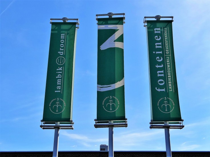 Drie Fonteinen Flags