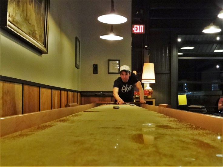shuffleboard zero gravity_Spencer